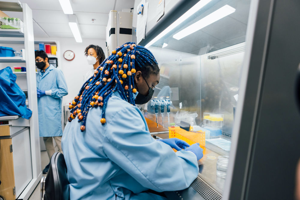 A student working on a biobots project in the Huang-Hobbs BioMaker Space
